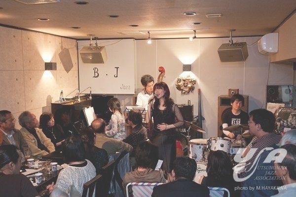 ブルージェイ