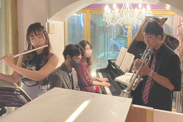 ゴージ